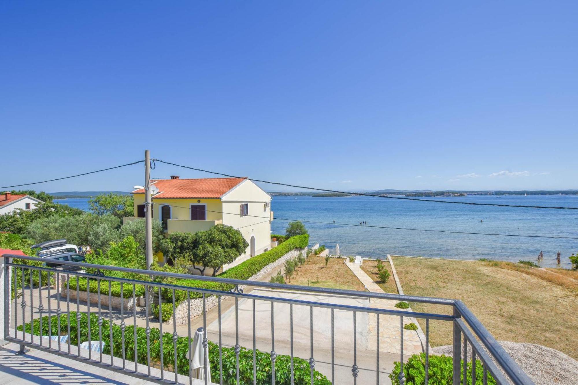 Apartment Blazenka - 20M From The Sea Tkon Exterior photo